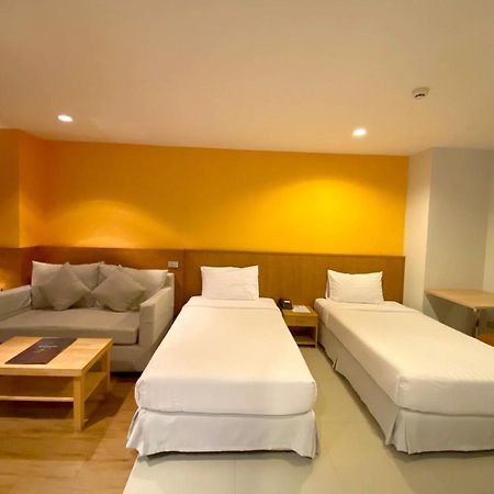 Crystal Jade Hotel Районг Экстерьер фото