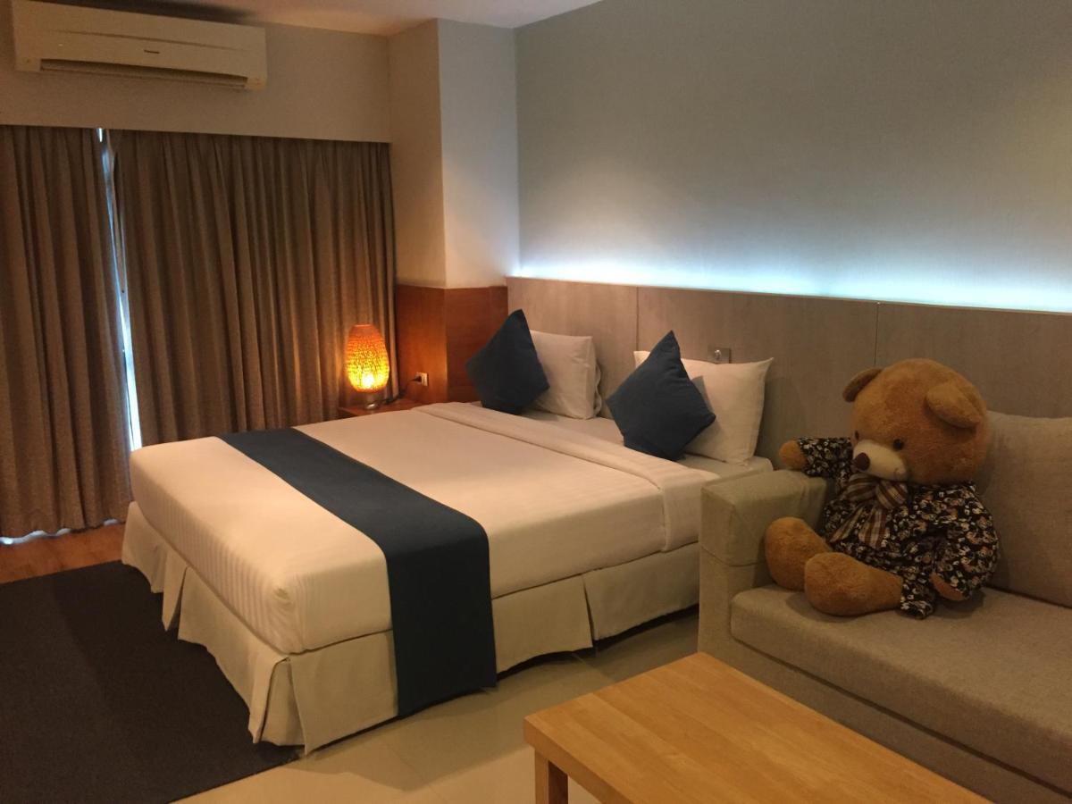 Crystal Jade Hotel Районг Экстерьер фото