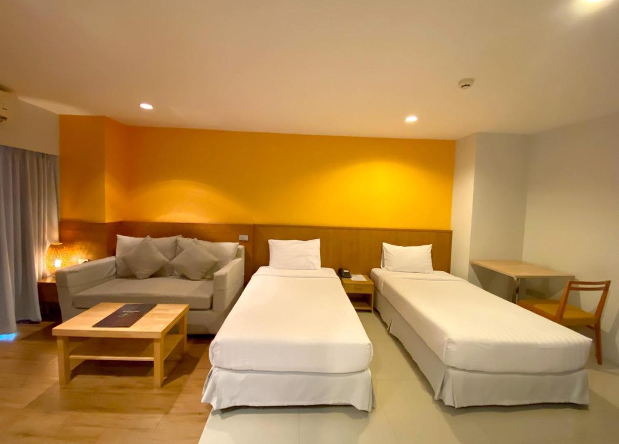 Crystal Jade Hotel Районг Экстерьер фото