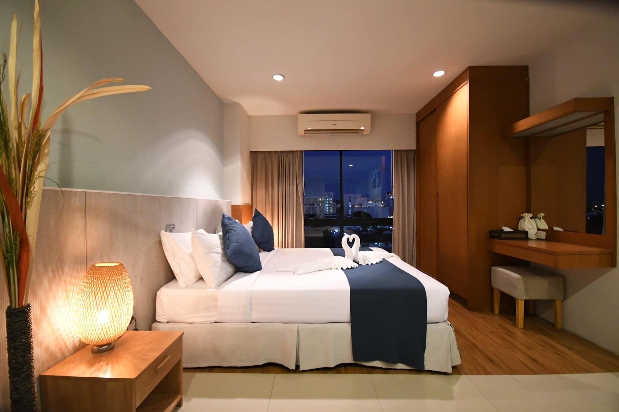 Crystal Jade Hotel Районг Экстерьер фото