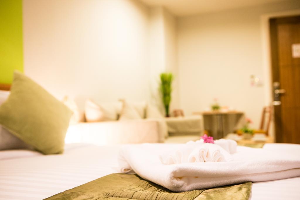 Crystal Jade Hotel Районг Экстерьер фото