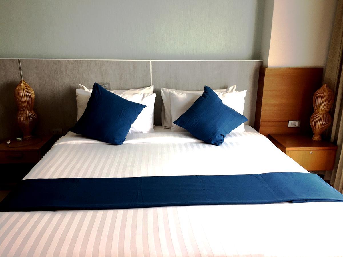 Crystal Jade Hotel Районг Экстерьер фото